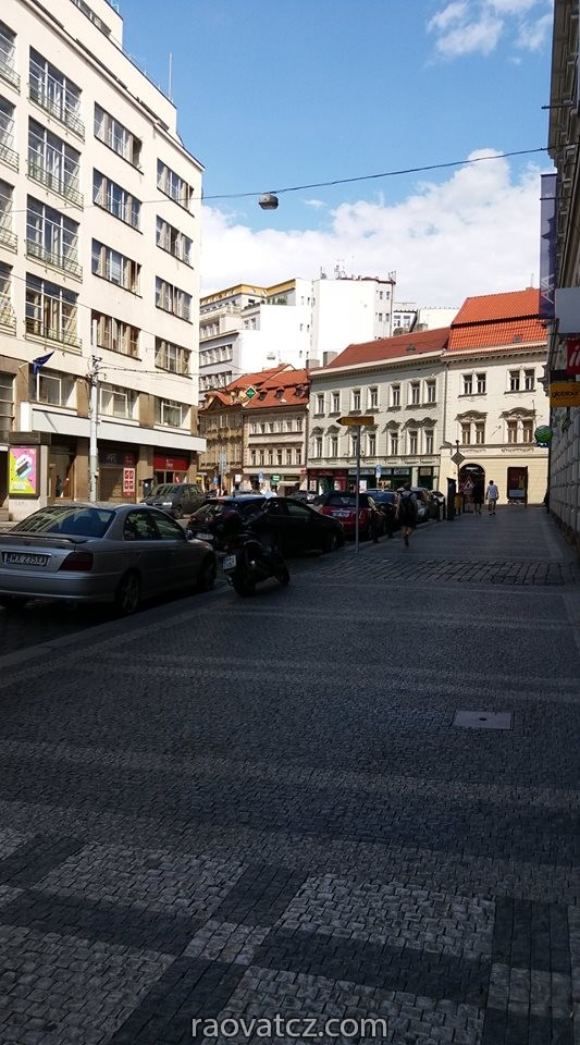 Cửa hàng tai Praha có thể ký được hợp đồng làm Potraviny