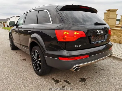 cần bán em Audi đã chạy 170.000km 176kw 3.0 đời 2009