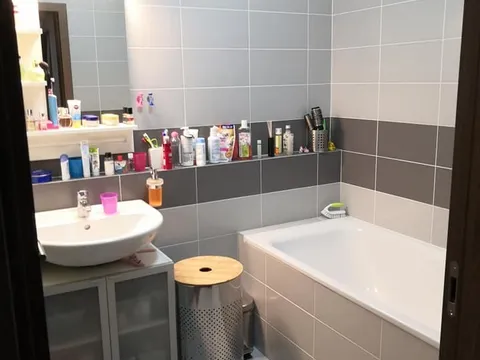 Nhà Barák cần cho thuê tại Praha 4