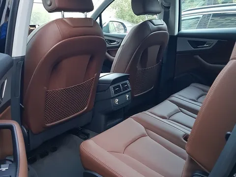 Cần bán xe AUDI Q7 TFSI/185kw, 2km, 8/2019