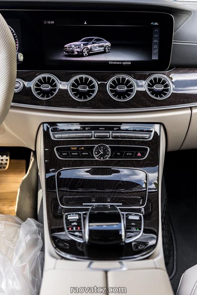 Bán xe Mercedes Benz CLS53 AMG benzin sản xuất 2019