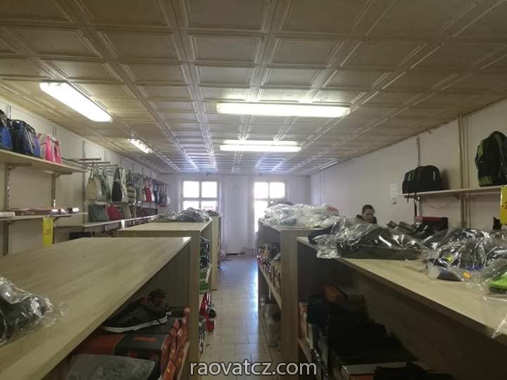 Chính chủ cho thuê cửa hàng vị trí đẹp thành phố Tachov 15.000 dân