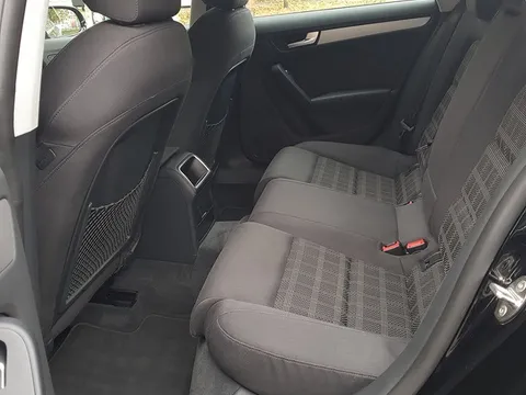 AUDI A5 quattro 2.0TDI/140kw, 139000km, 9/2016, xe 1chủ, không đâm va..