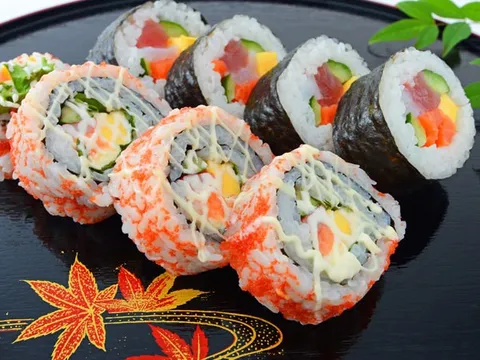 Quán Sushi Hàn Quốc Praha 1 cần tìm phụ bếp sushi yêu cầu biết tiếng anh