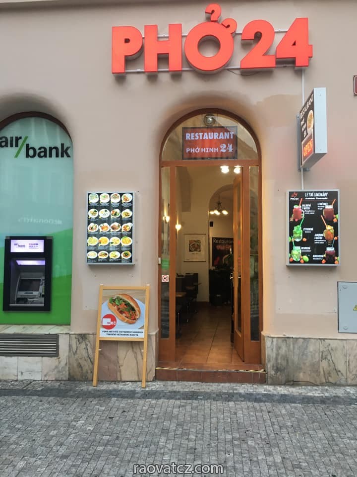 Quán Phở Hinh 24 Vodickova Praha 1 cần 1 bạn nữ đứng quầy casa