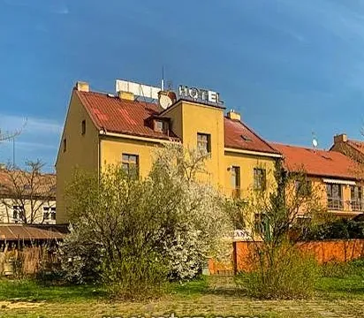 Bán bất động sản làm khách sạn, chủ tư nhân ở Praha 9