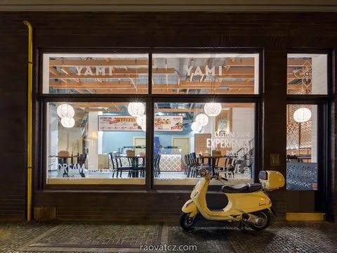 Quán Yami Sushi Bistro Praha 1 cần tuyển thợ cuốn sushi