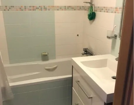 Cho thuê byt 3+1 ( 82 m2 ) tầng 10 tại Praha - Kamýk, có tầng hầm đỗ xe