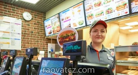 Quán ăn Tàu tại OC Olympia Plzen tuyển nữ Kasa lương 38.000kc