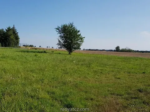 Bán đất chính chủ diện tích 1.373 m2 tại làng Sulice - Hlubočinka - Praha Východ
