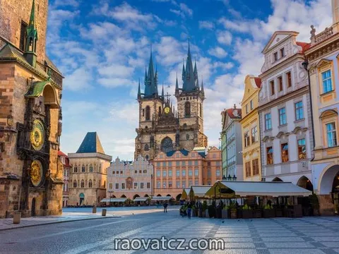 Phòng cho thuê ưu tiên nữ tại TT cạnh quảng trường con Ngựa Praha 1