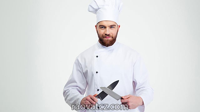 Nam thanh niên có kinh nghiệm làm bếp nhiều năm tại Praha - Hình 1