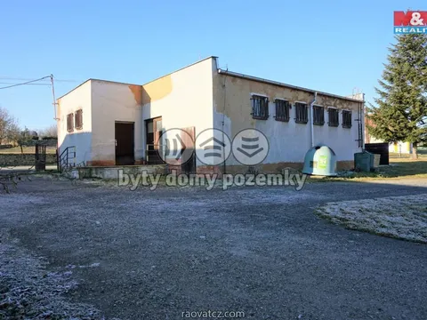 Bán cửa hàng 119m2 cùng với bđs 1202m2, chủ tư nhân, ở làng Soběsuky, thuộc Plzeň Jih