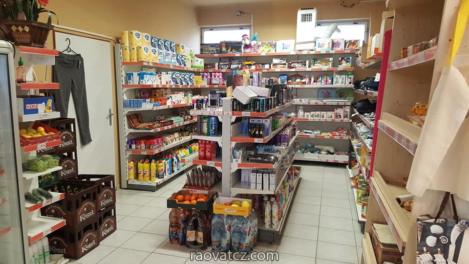 Nhượng lại cửa hàng potraviny rộng 75m2 bán và kho 25m2 thuộc Strakonice Jhocesky kraj