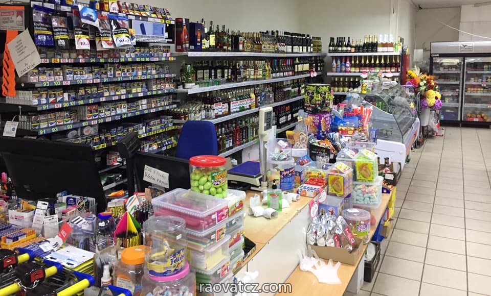 Cần nhượng lại Potraviny vì ko có người làm, rộng 250m2 gần Praha 9