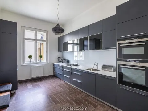Chào bán căn hộ 3+1 ( 97 m2 ) Praha 1