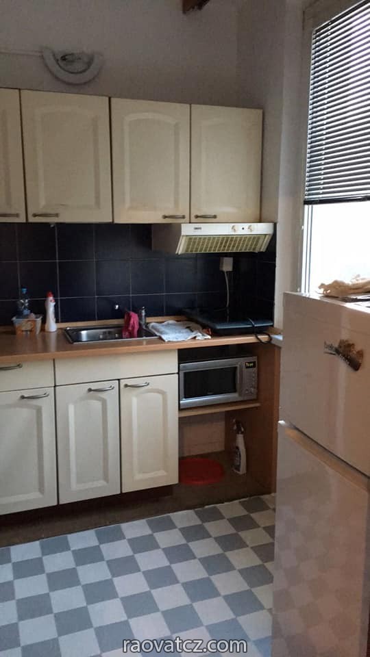 Cần cho thuê nhà 1+1 ( 30 m2 ) Praha - Hostivař