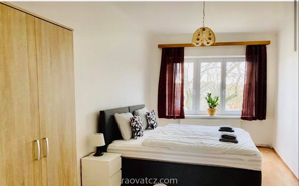 Cho thuê nhà 2+1 52m2 tại Stredni, Praha 6 - Veleslavin