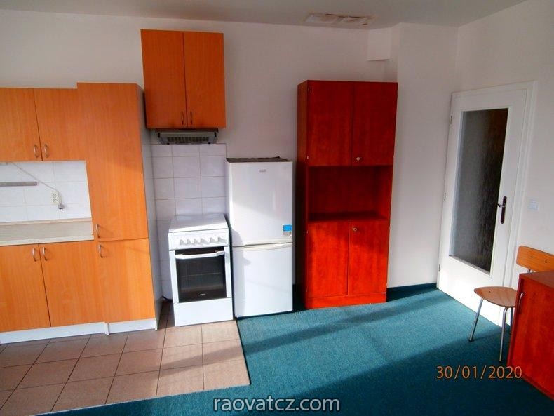 Cần cho thuê nhà 2KK , Praha 4 - Krč