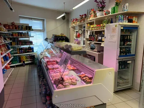 Cần bán BĐS ở vùng bắc Séc (Boletice nad Labem) gần Decin