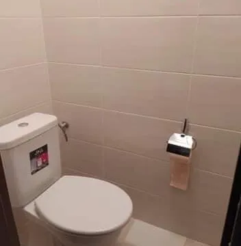Nhà 4+kk ở plzen, gần bến xe trojebus 13 muốn cho thuê lâu dài.