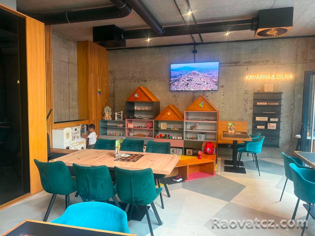 Mặt bằng café / bistro / restaurant – praha 5, smíchov - Hình 1