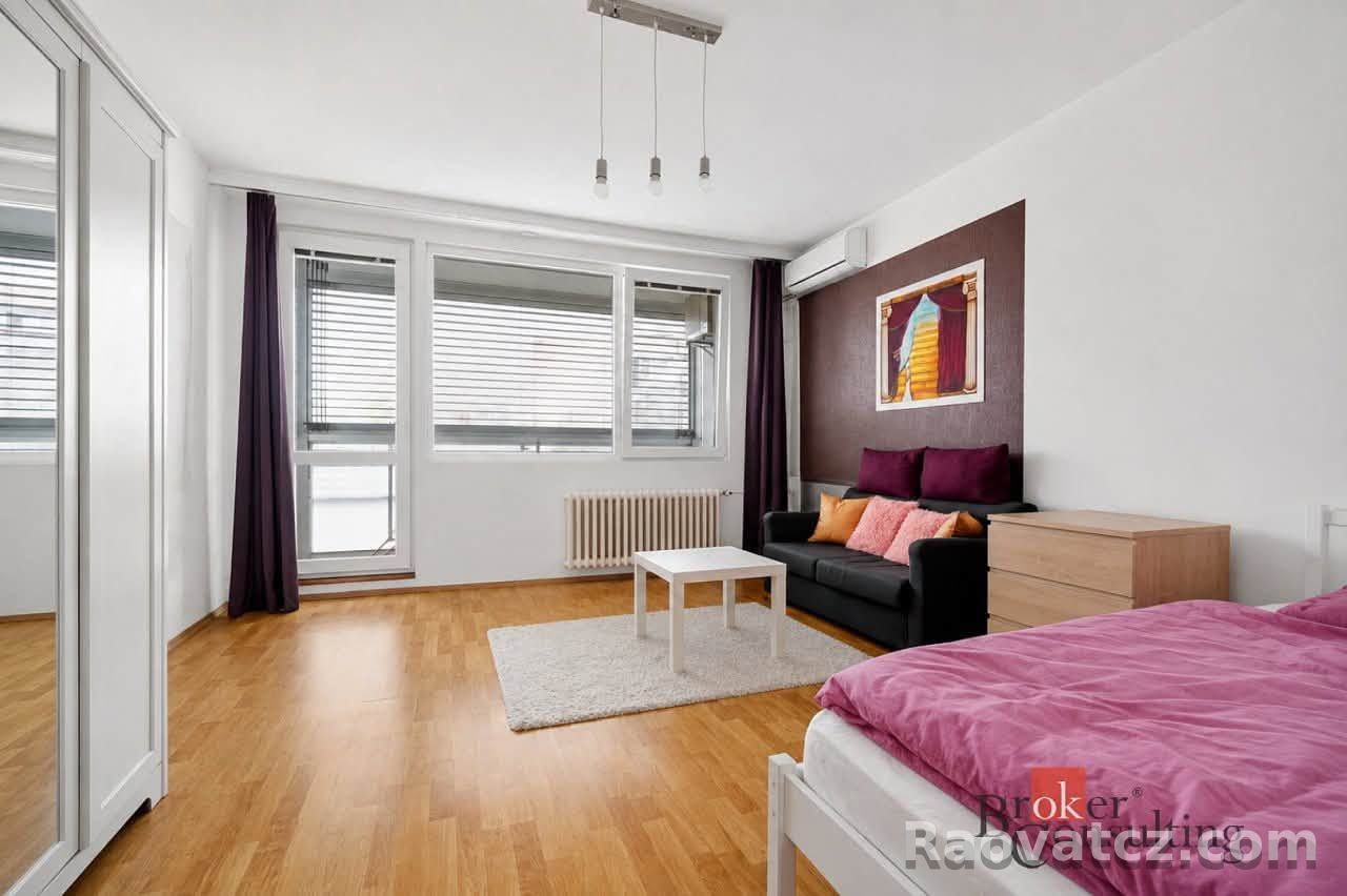 Bán căn hộ 3+1 (73,39 m2 + LODŽIE 5,10 m2) tại BARRANDOV – Praha 5 - Hình 1