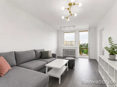 Bán căn hộ 3+1 (64 m2) – Benkova, Praha 4
